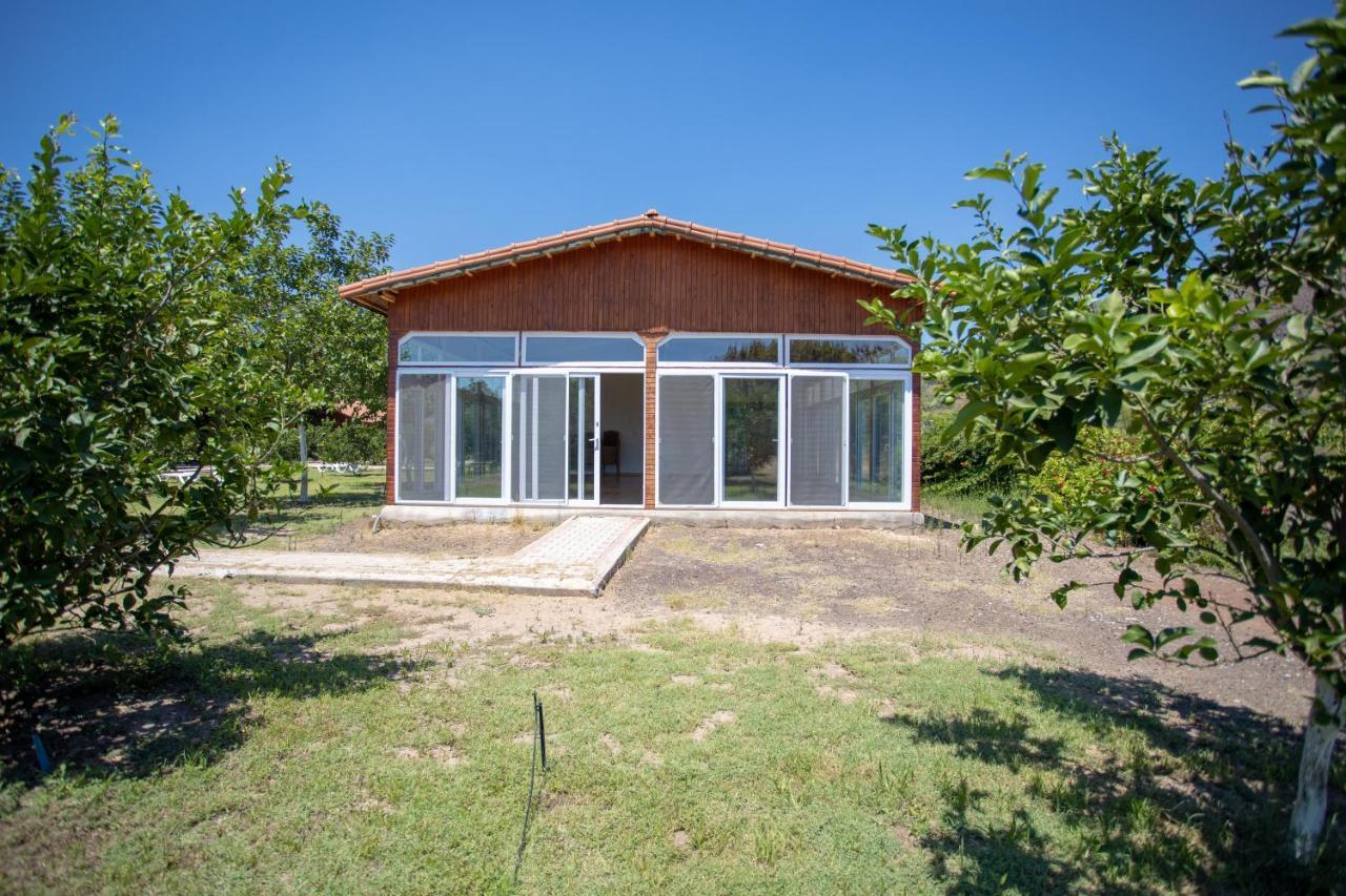 Ugur Pansiyon Bungalows Cirali Bagian luar foto